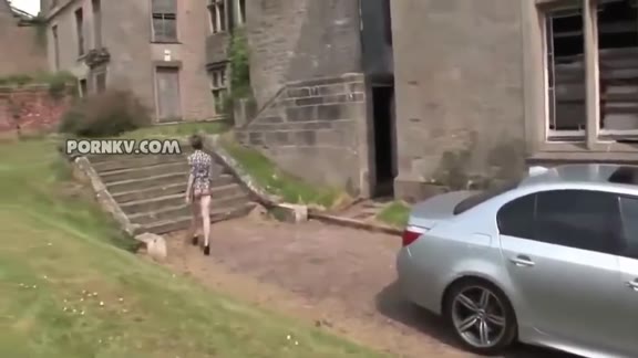 British milf lady sonia fuck in abandoned building