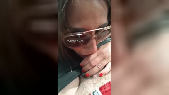Selena the slut fucks in the office