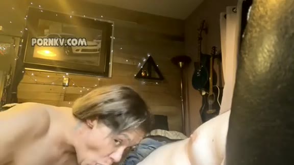 Wife gives deep blowjob at the dacha